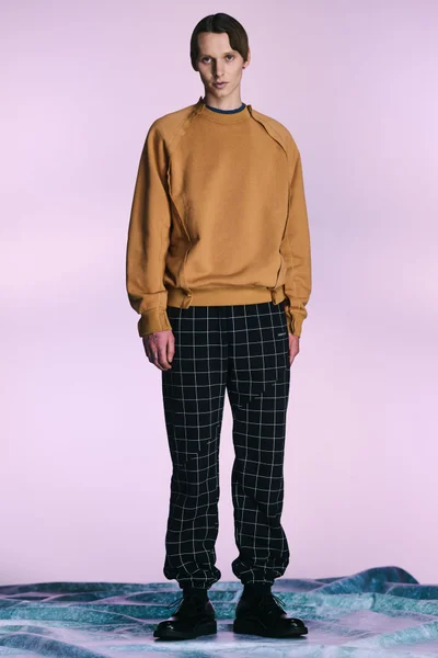 Look 7